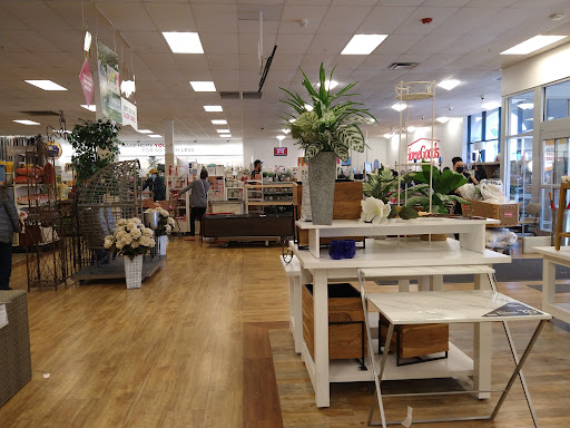 Department Store «HomeGoods», reviews and photos, 12351 Limonite Ave, Eastvale, CA 91752, USA