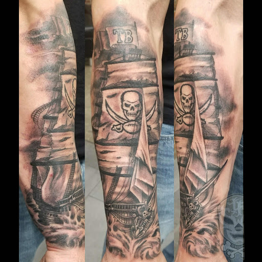 Tattoo Shop «Ink Fink», reviews and photos, 5712 W Waters Ave #6, Tampa, FL 33634, USA