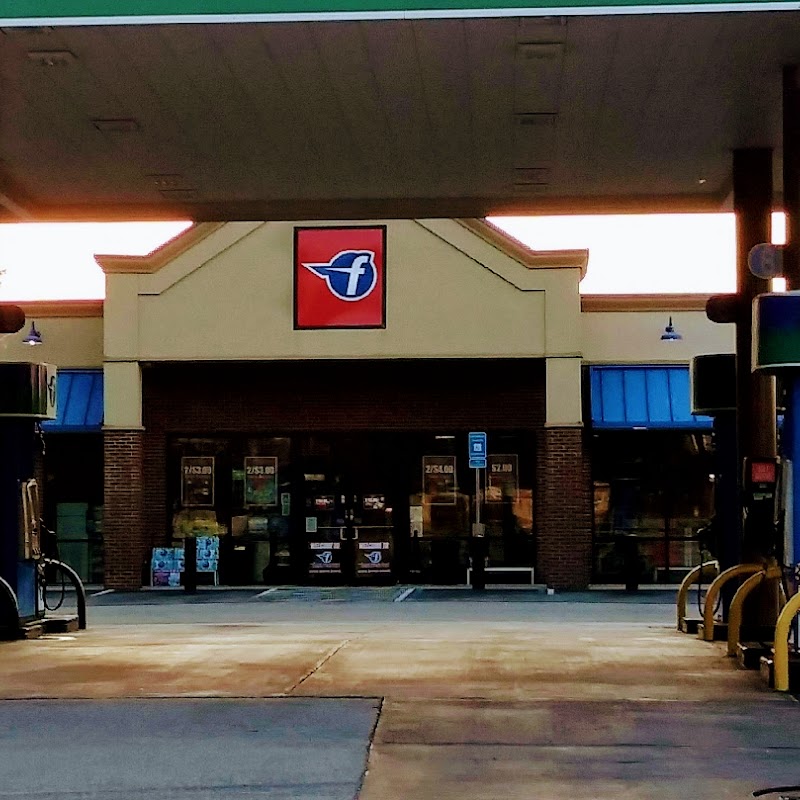 Fast Market (24-Hour Fuel Station)