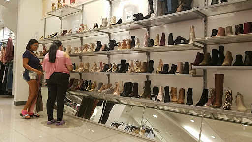 Shopping Mall «Emerald Square», reviews and photos, 999 S Washington St, North Attleborough, MA 02760, USA