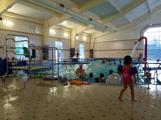 Recreation Center «Claude Moore Recreation Center», reviews and photos, 46105 Loudoun Park Ln, Sterling, VA 20164, USA