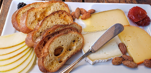 Italian Restaurant «La Bottega Cafe Deli Wine Shop», reviews and photos, 1905 Main St, Vancouver, WA 98660, USA