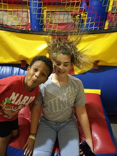 Golf Club «Bogies Indoor Golf Club», reviews and photos, 1501 Mitchell Dr, Oswego, IL 60543, USA