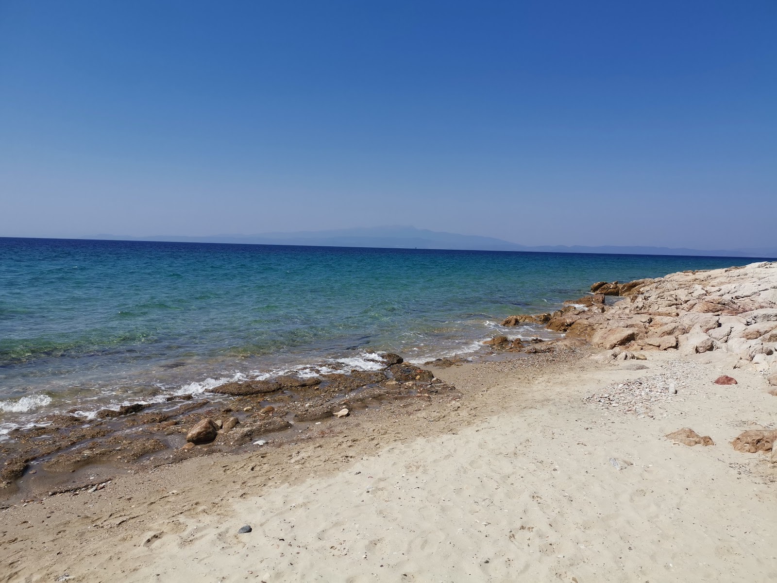 Foto de Pefkaria beach con playa amplia