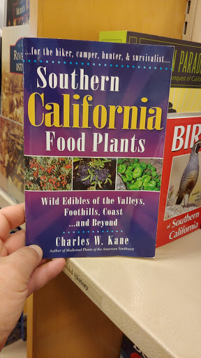 Book Store «Barnes & Noble Booksellers South Corona», reviews and photos, 2470 Tuscany St #101, Corona, CA 92881, USA