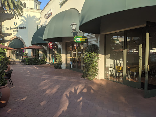 Shopping Mall «Quail Hill Shopping Center», reviews and photos, 6501 - 6875 Quail Hill Pkwy, Irvine, CA 92603, USA