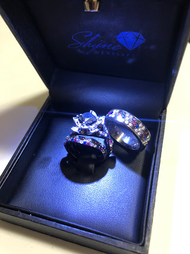 Jewelry Store «Shyne Jewelers», reviews and photos, 339 South St, Philadelphia, PA 19147, USA