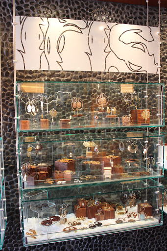 Explore small lana del rey tattoo ideas, creative tattoo ideas in Denver, available at IRIS Piercing Studio and Jewelry Gallery