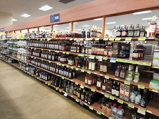 State Liquor Store «NH Liquor & Wine Outlet», reviews and photos, 380 Lafayette Rd, Seabrook, NH 03874, USA