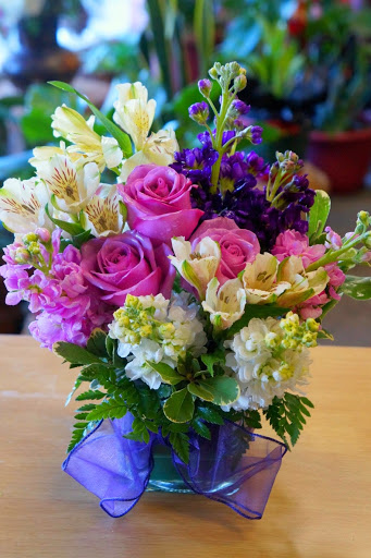 Florist «Joy Flower Shop», reviews and photos, 7630 Fair Oaks Blvd, Carmichael, CA 95608, USA