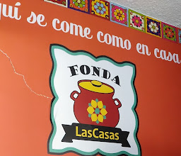 Fonda las casas. photo