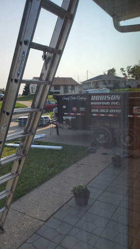 Roofing Contractor «Robison Construction», reviews and photos, 1238 Lake Ave NE, Cedar Rapids, IA 52402, USA