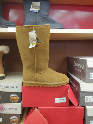 Shoe Store «Famous Footwear», reviews and photos, 1600 28th St, Boulder, CO 80301, USA