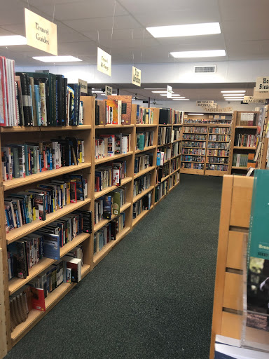 Used Book Store «Book-A-Holic Inc», reviews and photos, 924 S Oliver St, Wichita, KS 67218, USA