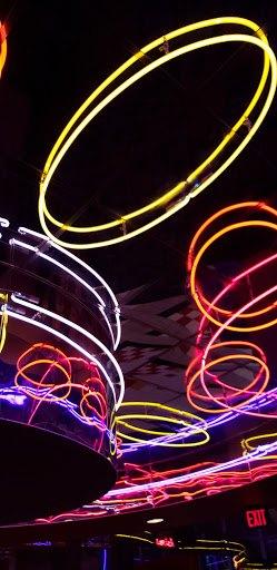 Movie Theater «Regal Cinemas Cobblestone Square 20», reviews and photos, 5500 Cobblestone Rd, Elyria, OH 44035, USA