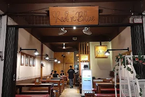 Red n Blue Cafe image