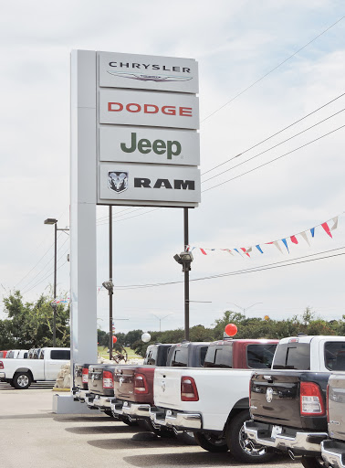 Freestone Chrysler Jeep Dodge Ram in Fairfield, Texas