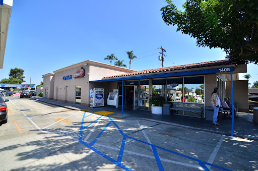 Car Wash «Orange Car Wash», reviews and photos, 1405 W Chapman Ave, Orange, CA 92868, USA