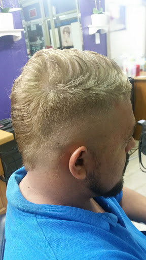 Hair Salon «Nuevo Look Beauty Salon», reviews and photos, 228 Martha St, Euless, TX 76040, USA