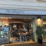 Photo n°3 de l'avis de akaudiy. fait le 19/08/2022 à 06:53 sur le  Scaligeri street à Sirmione