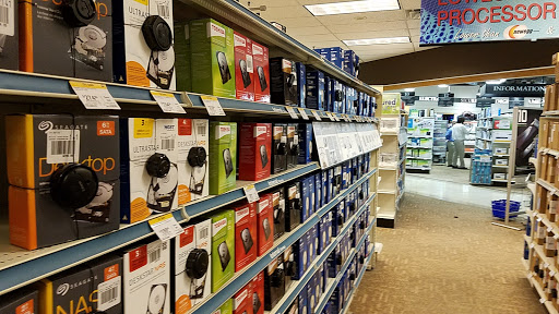 Electronics Store «Micro Center», reviews and photos, 747 Bethel Rd, Columbus, OH 43214, USA