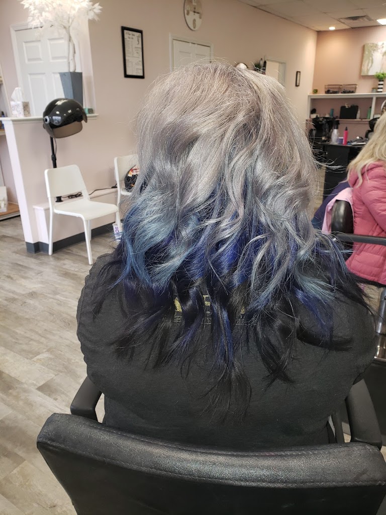 D'Vine Hair Salon 63601