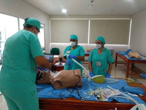 Centro de Simulación para la Excelencia Clínica y Quirúrgica CESIECQ