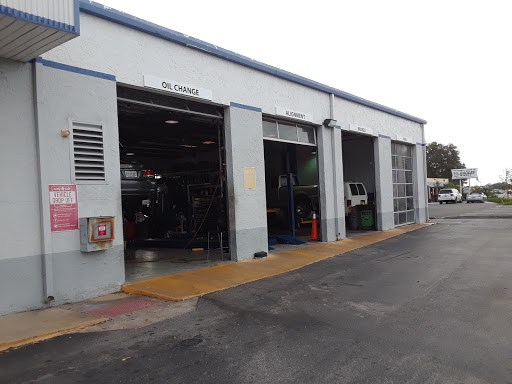 Car Repair and Maintenance «Pep Boys Auto Service & Tire», reviews and photos, 1090 N Courtenay Pkwy, Merritt Island, FL 32953, USA