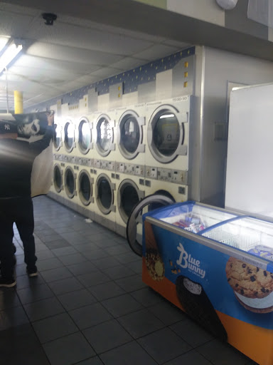 Laundromat «Pacific Coin-Op Laundry», reviews and photos, 2200 Pacific Ave, Long Beach, CA 90806, USA