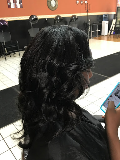Beauty Salon «Queen B Beauty & Hair Salon», reviews and photos, 1588 Veterans Memorial Hwy SW #204, Austell, GA 30168, USA