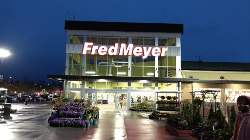 Grocery Store «Fred Meyer», reviews and photos, 2041 148th Ave NE, Bellevue, WA 98007, USA