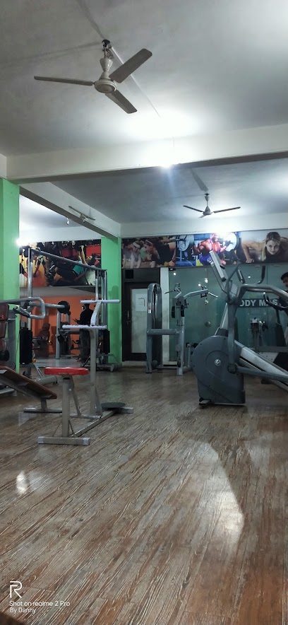 FitnessVilla - XQW3+5GC, Dr BS Moonje Marg, Mahatma Nagar, Parijat Nagar, Nashik, Maharashtra 422005, India