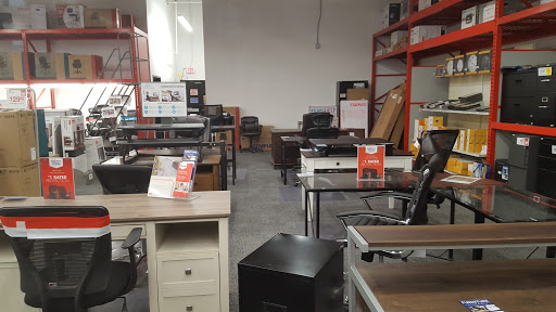 Office Supply Store «Staples», reviews and photos, 855 Central Park Ave, Scarsdale, NY 10583, USA