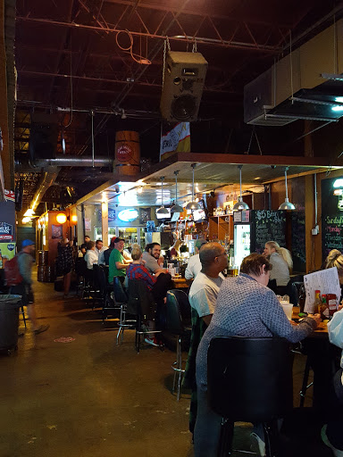Bar & Grill «The Warehouse Bar & Grill», reviews and photos, 3346 S Peoria Ave, Tulsa, OK 74105, USA