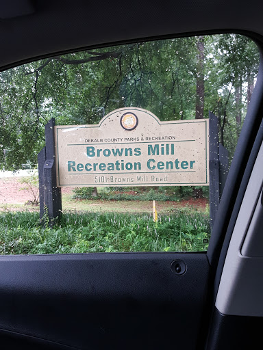 Recreation Center «Browns Mill Recreation Center», reviews and photos, 5101 Browns Mill Rd, Lithonia, GA 30038, USA