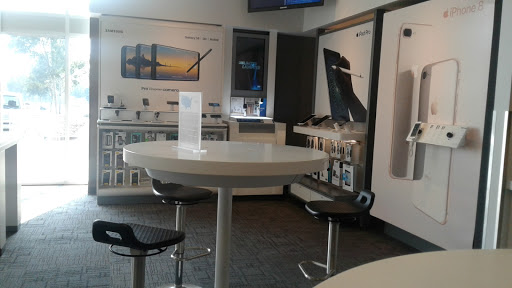 Cell Phone Store «AT&T», reviews and photos, 4250 Macdonald Ave f, Richmond, CA 94805, USA