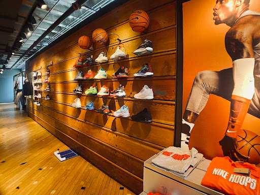 Clothing Store «Nike Georgetown», reviews and photos, 3040 M St NW, Washington, DC 20007, USA