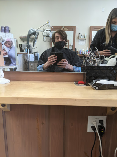 Beauty Salon «The Beauty Studio», reviews and photos, 2137 Central St, Stoughton, MA 02072, USA