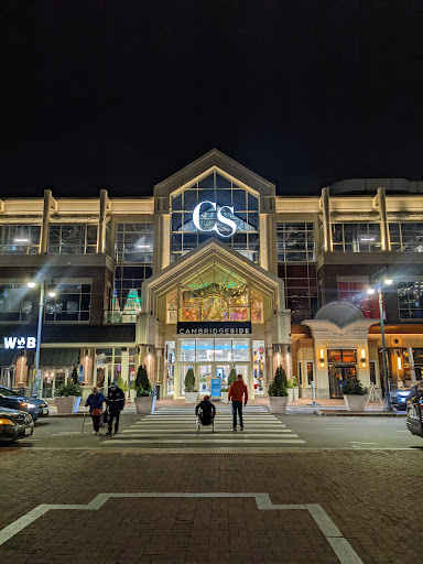 Shopping Mall «CambridgeSide», reviews and photos, 100 Cambridgeside Pl, Cambridge, MA 02141, USA