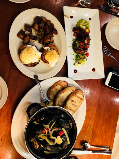 American Restaurant «Clydes of Georgetown», reviews and photos