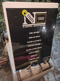 In Piazza à Castel del Piano carte