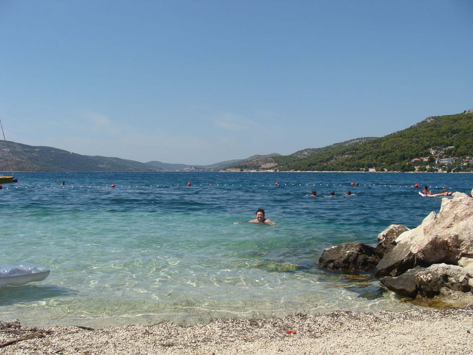 Foto af Plaza Vranjica med turkis rent vand overflade