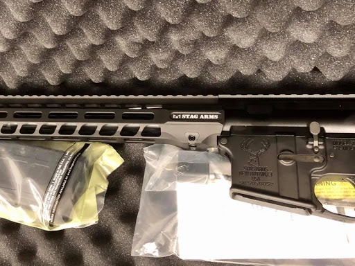 Pawn Shop «Tavares Family Jewelry & Pawn», reviews and photos, 708 W Burleigh Blvd, Tavares, FL 32778, USA