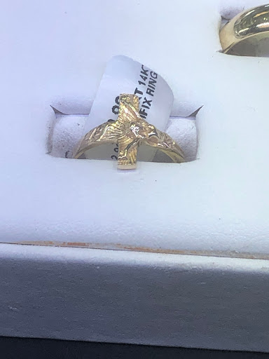 Pawn Shop «Sterling & Knight Jewelry & Pawn», reviews and photos, 244 E Ogden Ave #114, Hinsdale, IL 60521, USA