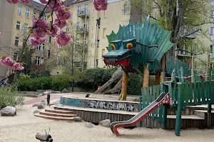 Dragon kid park image