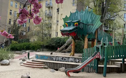 Dragon kid park image