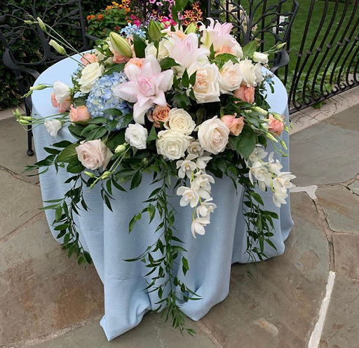 Florist «Arts & Flowers Inc», reviews and photos, 6011 Excelsior Blvd, Minneapolis, MN 55416, USA