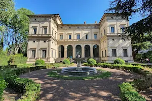 Villa Farnesina image