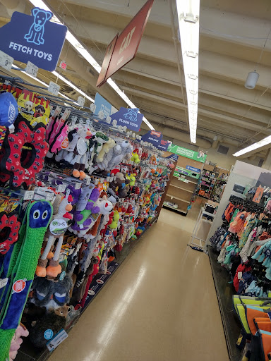 Pet Supply Store «Petco Animal Supplies», reviews and photos, 1121 5th St, Miami Beach, FL 33139, USA