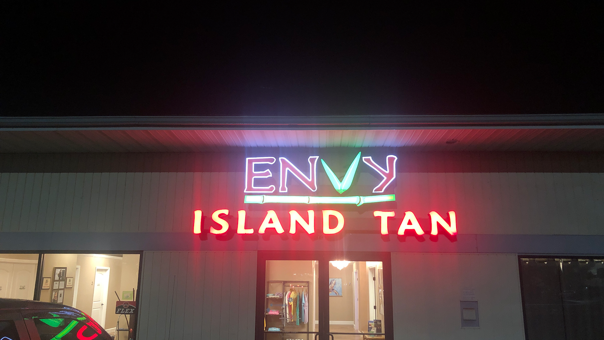 Envy Island Tan